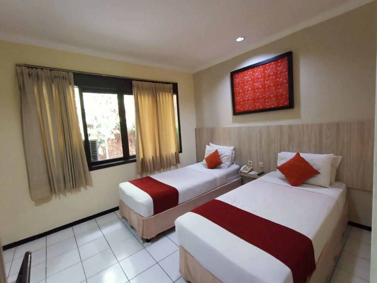 Hotel Montana Malang Extérieur photo